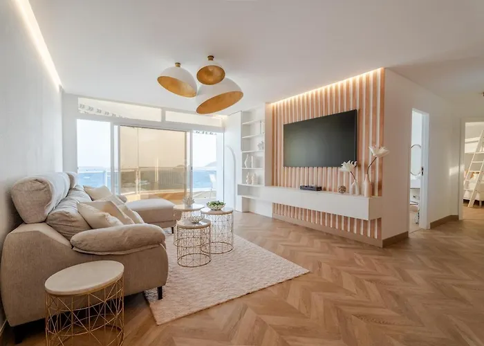 公寓 Stunning Front Line Penthouse Sea And Pool *