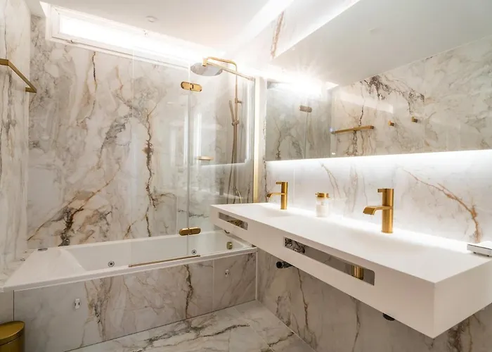 公寓 Stunning Front Line Penthouse Sea And Pool