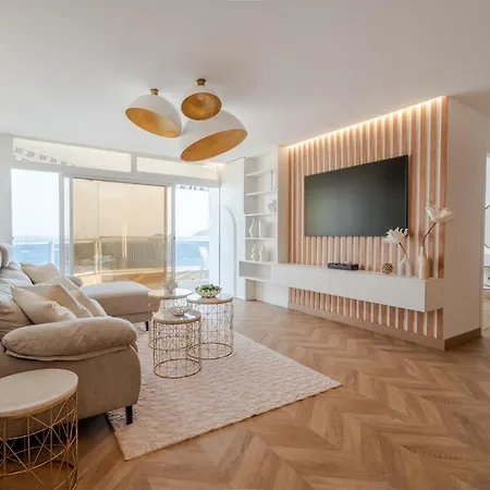 Apartment Stunning Front Line Penthouse Sea And Pool *