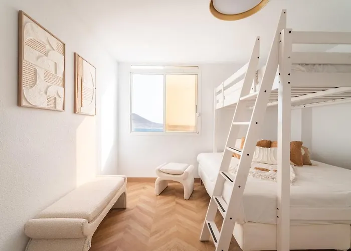 Stunning Front Line Penthouse Sea And Pool *