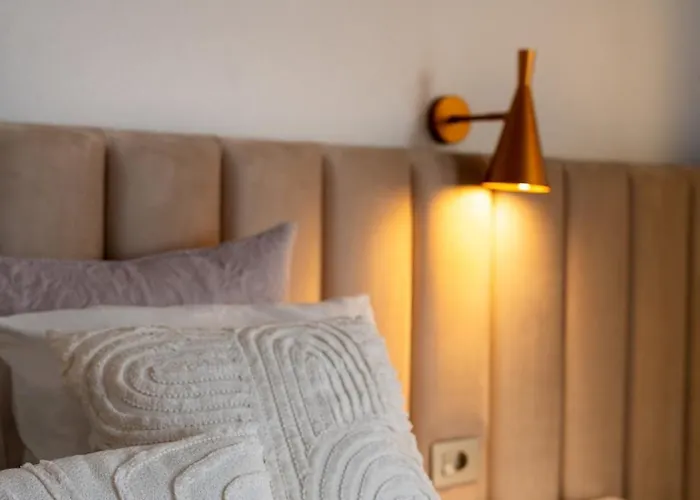 Stunning Front Line Penthouse Sea And Pool *