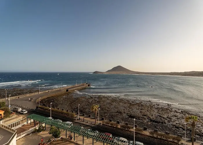 Stunning Front Line Penthouse Sea And Pool Apartament El Médano